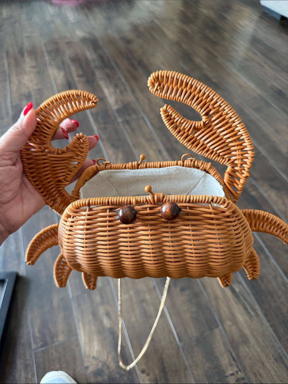 Tommy Bahama Woven Crab Crossbody Bag in Tan